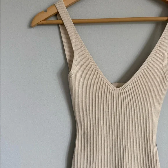 NWT Lulu's Emberlin Open Back Ribbed Bodysuit - Picture 8 of 12